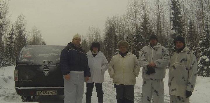 охотники на охоте на волков.jpg