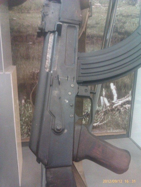 a1O2mXECmy0.jpg