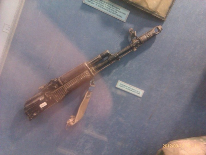 ajdol-88kxA.jpg